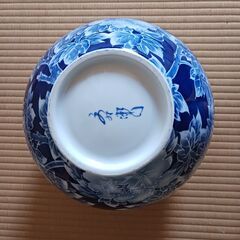 有田焼壺の画像