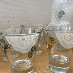 【新品未使用品】ステンドグラス　　8つセットの画像