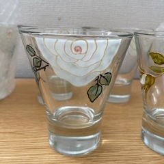 【新品未使用品】ステンドグラス　　8つセットの画像