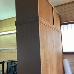 （予約済み）【あげます】バラして搬送可　上下分割式 引き出し付き 本棚の画像