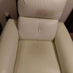 電動リクライニング一人用ソファ合皮の画像