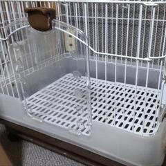小動物、うさぎのゲージの画像
