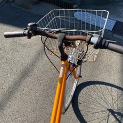 カゴつき自転車の画像
