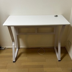 【新品未使用】ゲーミングデスク/パソコンデスクの画像