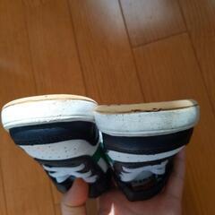 vansキッズスニーカーの画像