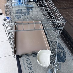 折りたたみ式ペットゲージの画像