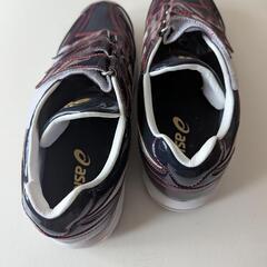 【新品未使用、箱なし】asicsベースボールトレーニングシューズの画像