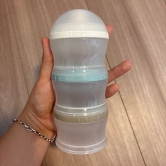 ミルク粉入れの画像