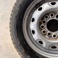スタッドレスタイヤ　マルチ　てっちん　145/80/R12 12インチ 3本セットの画像