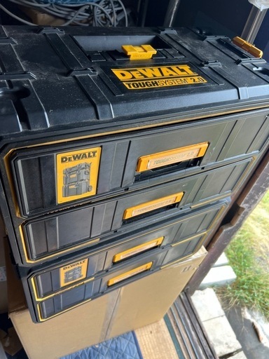 デウォルトボックス