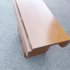 ◆◇ 中古美品 ◆◇
収納力抜群・空間活用の優等生
バタフライテーブル（折りたたみ式）の画像