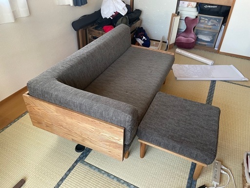デザイナーズローソファ（オットマン付き）