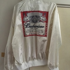 バドワイザー　ジャンパーの画像