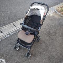 ピジョン パタン モッズカーキ ベビーカーの画像