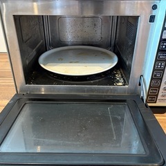 一括処分！テレビ、オーブンレンジ、たこ焼き器、ニンテンドー64、電気ストーブ、などの画像