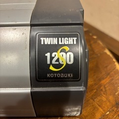 【残り一台】
コトブキ ツインライト1200 120㎝水槽用 蛍光灯 ライト　大阪市中央区の画像