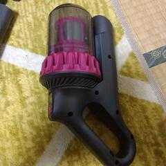 スティック型充電掃除機　美品の画像