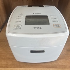 三菱IHジャー炊飯器　1.0L NJ-VE107-W形　の画像