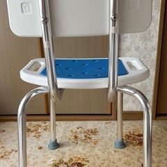 アイリスオーヤマ　シャワーチェア　背あり
の画像