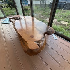 天然一枚板のローテーブル　差し上げますの画像