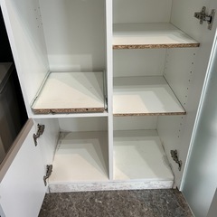 食器棚の画像