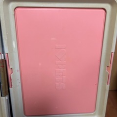 差し上げます　ペット トイレトレー 　トレイ　２つありますの画像
