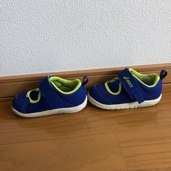 アシックス　サマーシューズの画像