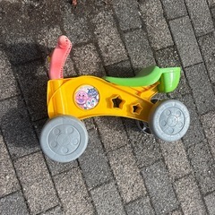 外用　アンパンマンカーの画像