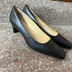 REGAL パンプス ヒールの画像