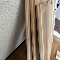 ⚠️交渉本日まで【スギ板】大×12小×3の画像