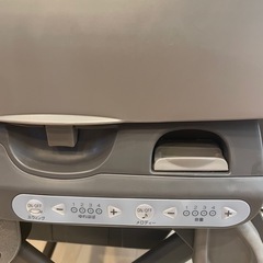 コンビ　ネムリラAT  BEDi  オートスウィング 電動  ハイローチェア
の画像