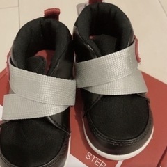 【新品 未使用品】Aprica ベビーシューズ サイズ12.5cmの画像