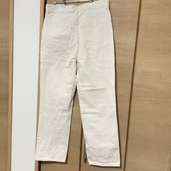 ホワイト　L 　ストレート　デニム　GU の画像