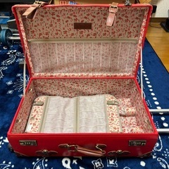 スーツケース　キャリーケース　の画像