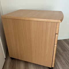 サイドテーブルの画像