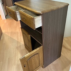 木製棚(引き出し、開き戸付き)の画像