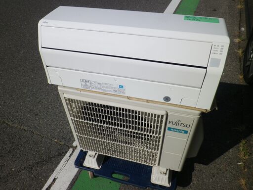 FUJITSU/富士通　8～10畳用エアコン　nocria内部クリーン機能付　AS-258EE6-W　2019年