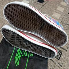 訳アリ新品未使用子供用スニーカー21.5cmの画像