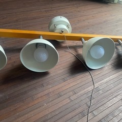 お勧め！【値下げ】シーリングスポットライト／木製バー／LED対応の画像