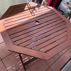 バルコニーテーブルの画像