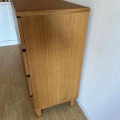 無印のキャビネットの画像