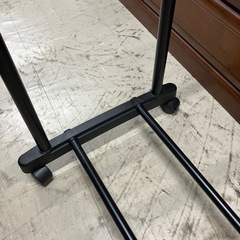 H 2509-095 ハンガーラック 高さ調節可能 キャスター付き キズ 汚れありの画像