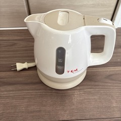 ティファール電気ポットの画像