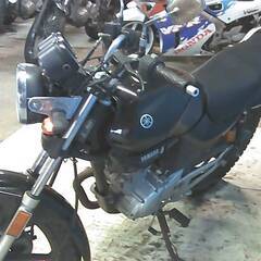 YAMAHA YBR125 黒 格安提供車 エンジン始動確認 半額配送キャンペーン クランキング確認 現状渡し諸経費￥0- 横浜 P-Yardの画像
