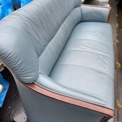 ☆激安品☆現状品☆3人掛けソファー　レザーソファーの画像
