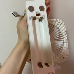 強力マグネット付き 小型扇風機の画像
