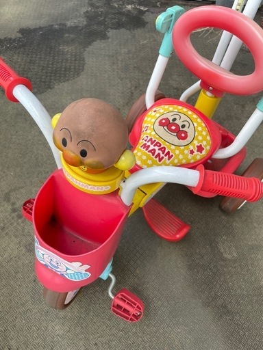 アンパンマン三輪車手押し棒付き (よう) 不動前の三輪車の中古