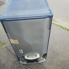 SANYO　冷蔵庫　98年製品の画像