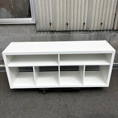 テレビボードの画像