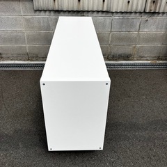テレビボードの画像